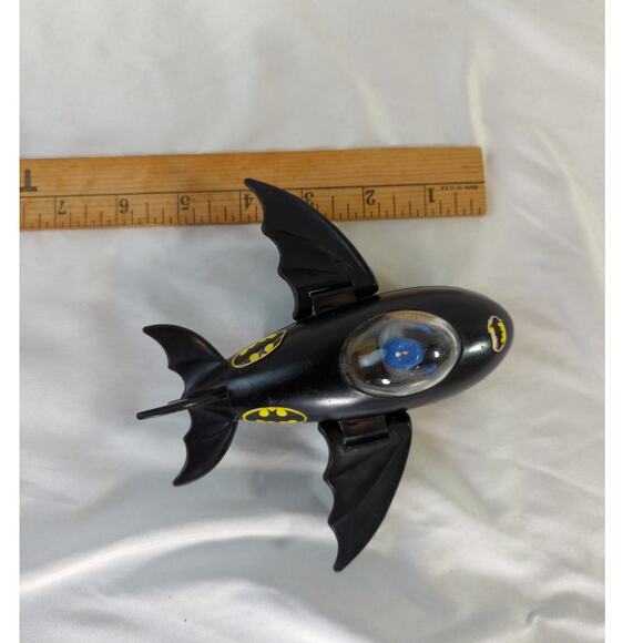 Batman 1975 Hong Kong Azrak Hamway Plastic Friction Batplane Toy DC Comics - Picture 8 of 8